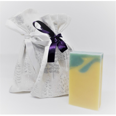 Savon gamme Elements et sa pochette festive